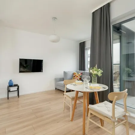 Baranczaka Cozy With Parking In By Renters פוזנן